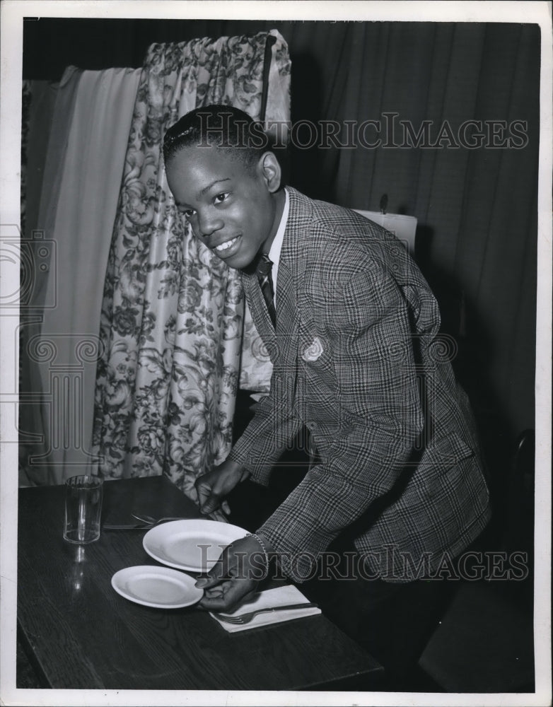1946 Press Photo Phillip Martin, 15, from Sunbeam School