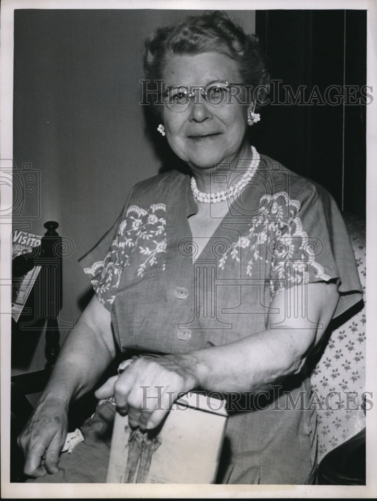 1955 Press Photo Miss Mazy Mullanley