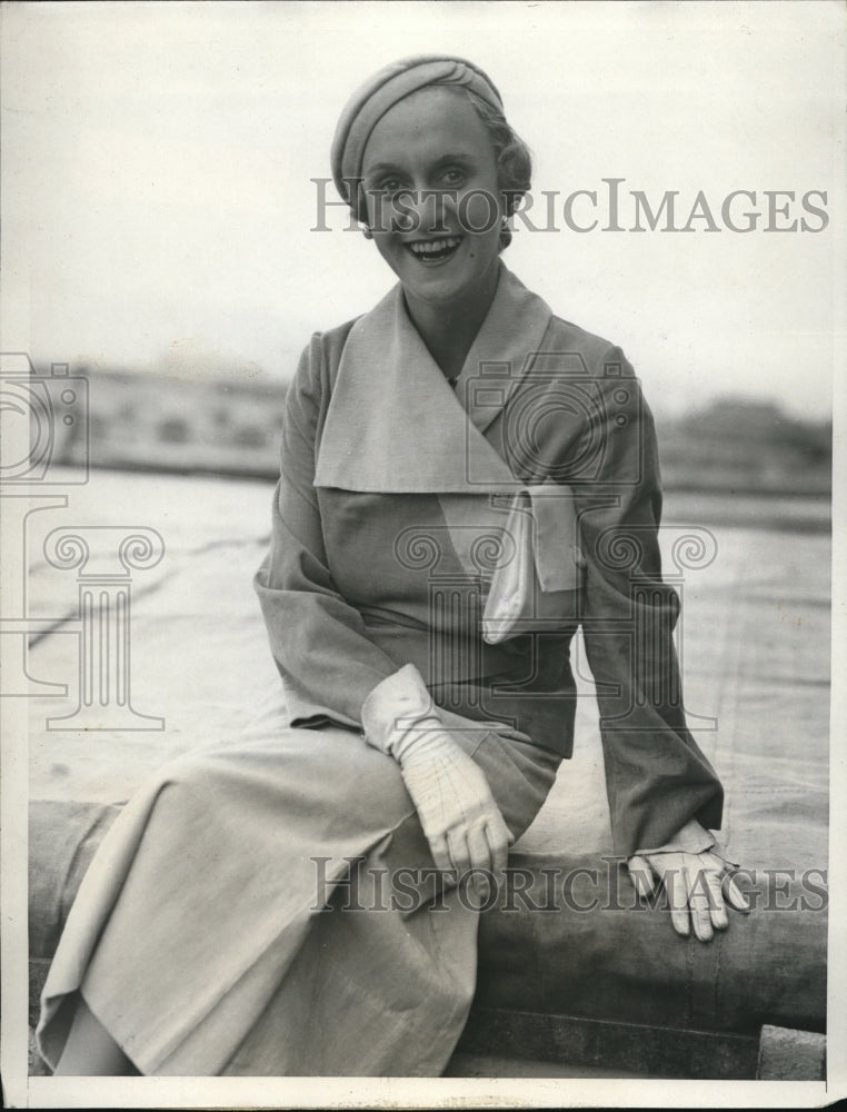 1932 Press Photo Doroyhy Claire Epstein Broadway stage star in NYC - nec78354