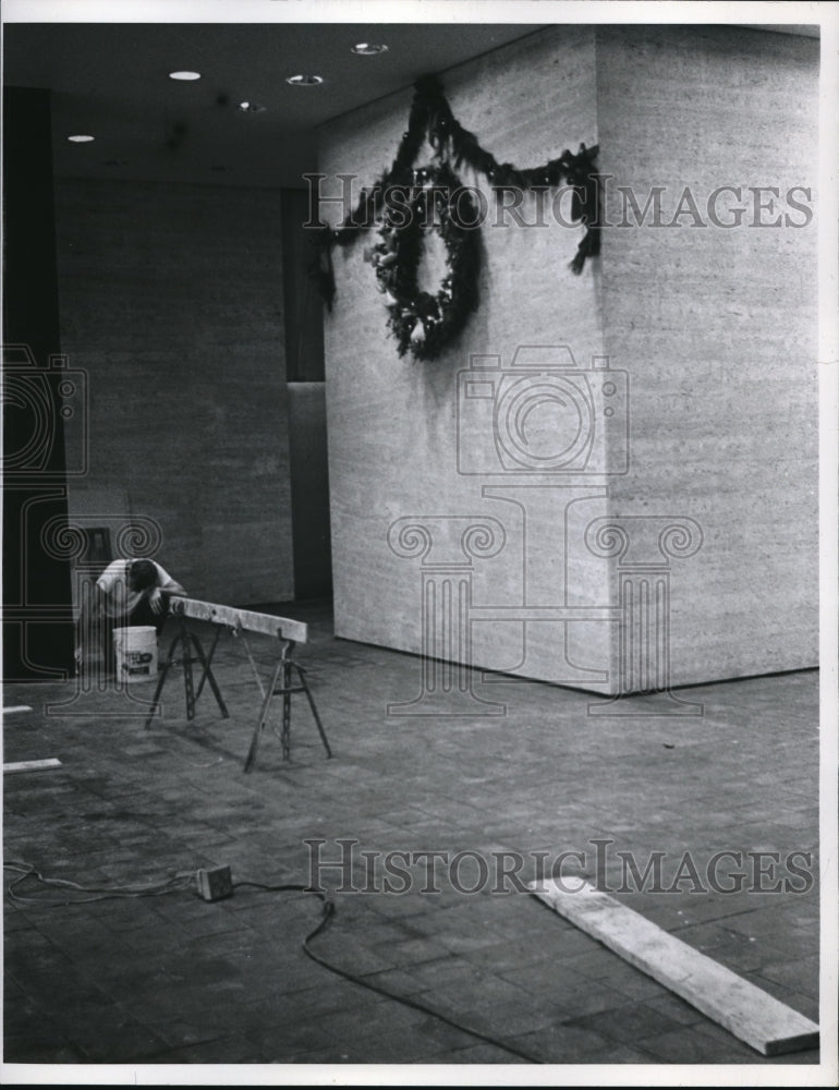 Load image into Gallery viewer, Press Photo Christmas Decor.
