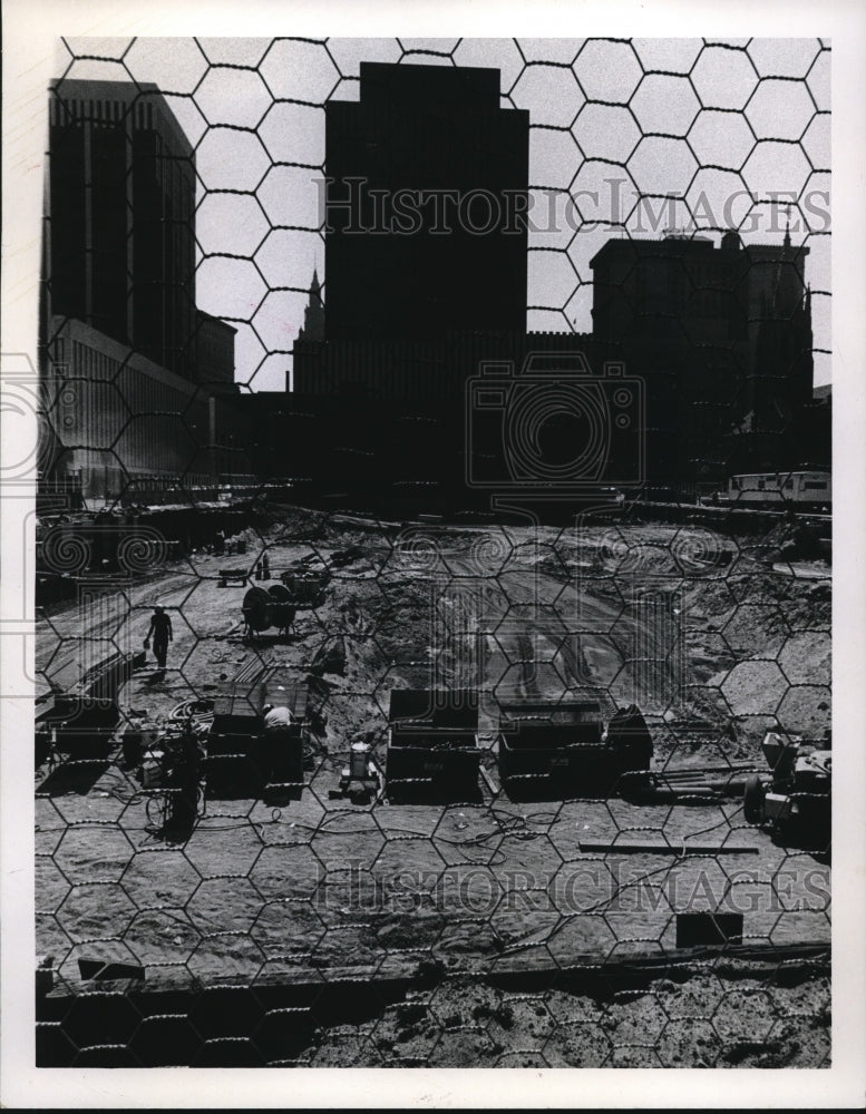 Load image into Gallery viewer, 1971 Press Photo Erieview Construction of Diamond-Shamrock Bldg.
