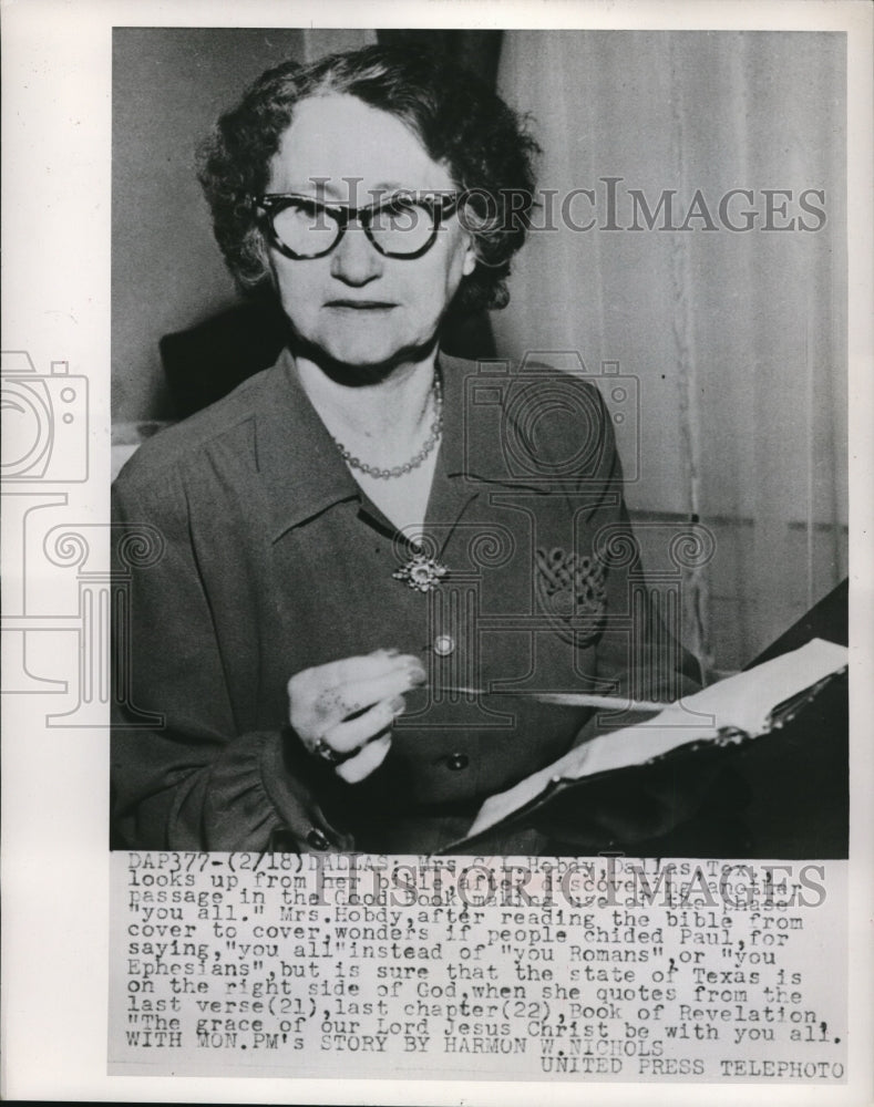 1952 Press Photo Mrs Cl Hebdy reading the bible from cover to cover