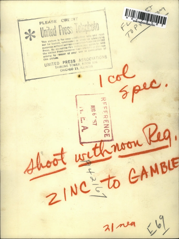 1957 Press Photo Gilbert Hair, Gov of Wormwood Scrubs Prison