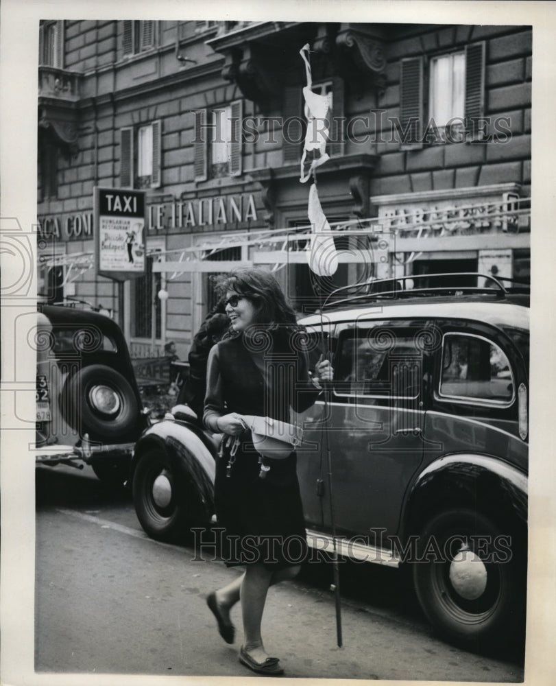 1963 Press Photo Student taking part on the annual Italian University students'