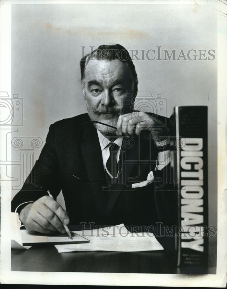1969 Press Photo Bill Morris of American Hert Dictionary.