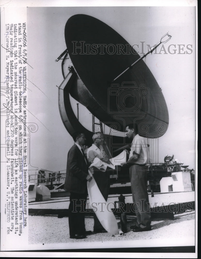 1956 Press Photo Radio astronomers at Naval Research Laboratory in Washington