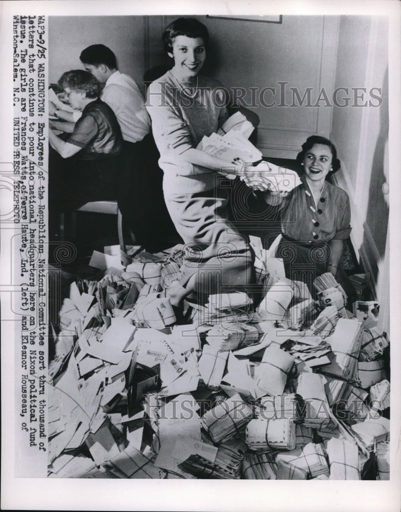 1958 Press Photo Republican Nat'l Committee employees sort thousand of letters