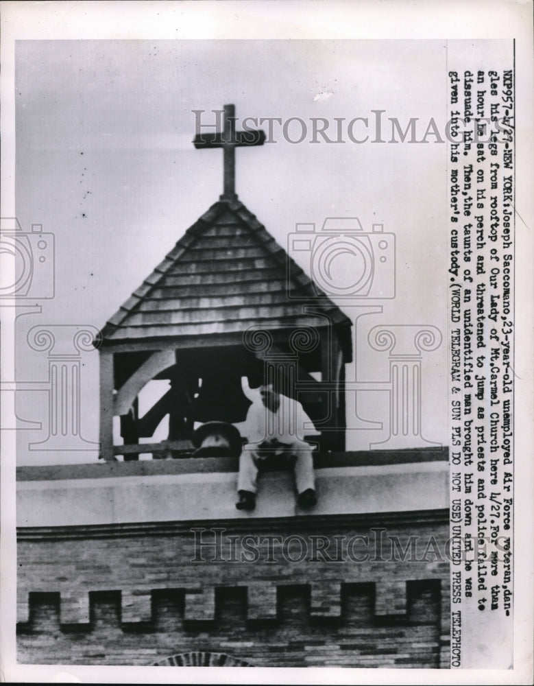 1952 Press Photo Unemployed Air Force Joseph Saccomano at the rooftop of Our