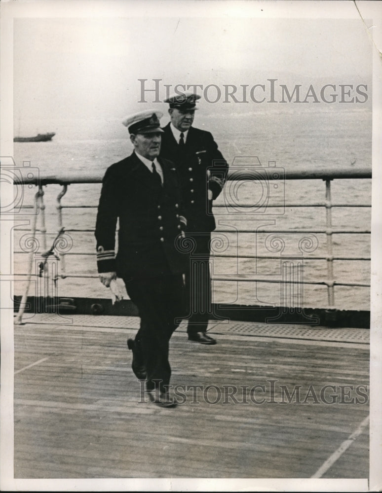 1940 Press Photo Gilbralter, England seize US mail to check for contraband