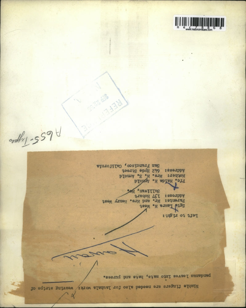 1955 Press Photo Sgt Laura West, Pfc Maida Arnold & native woman weaving