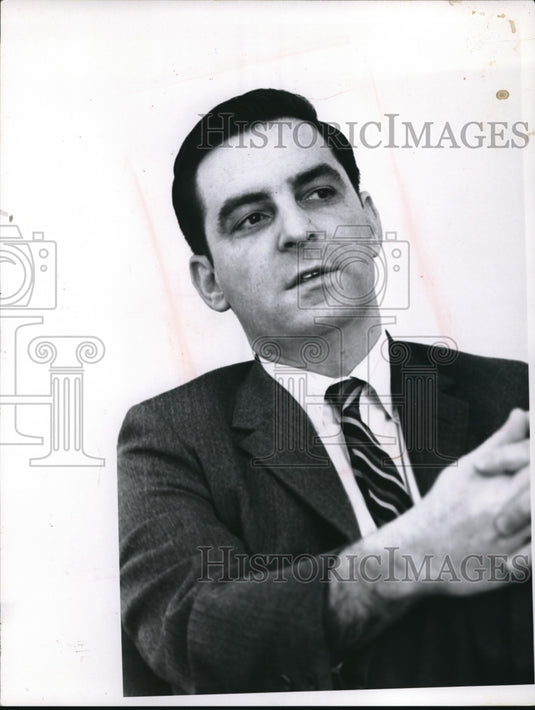1968 Press Photo Richard L Green in Cleveland Ohio