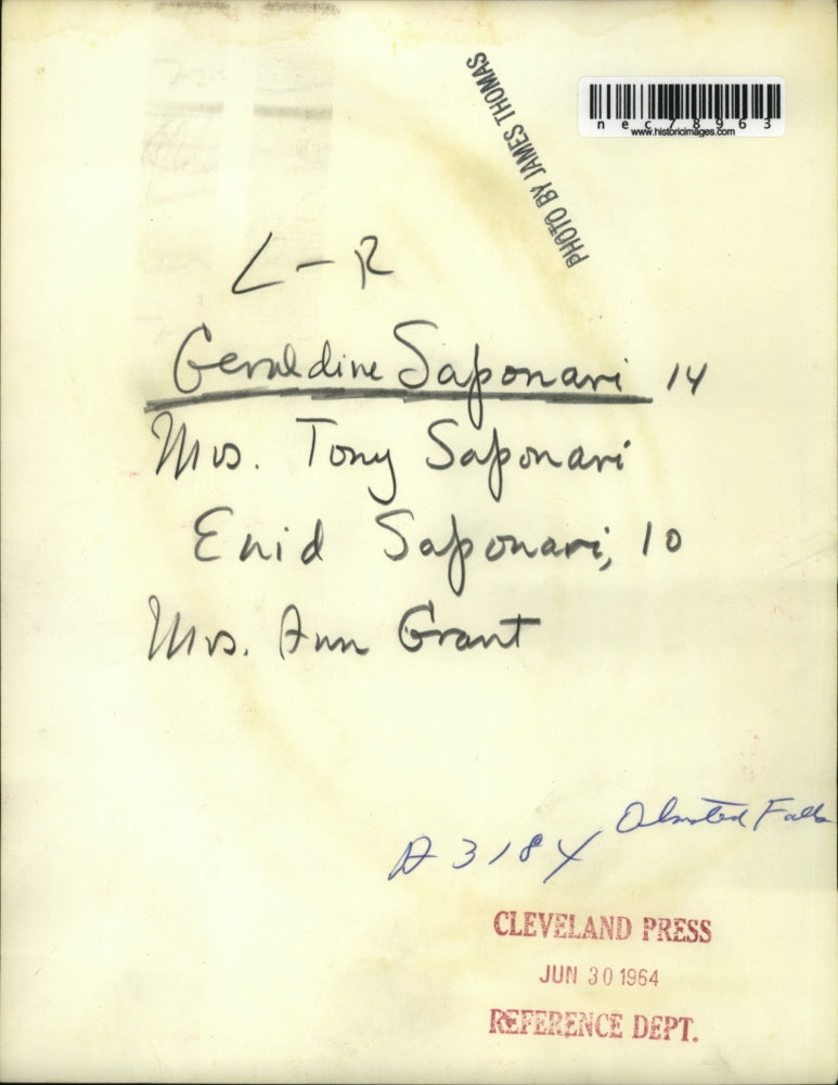 1964 Press Photo Mrs Tony Saponari