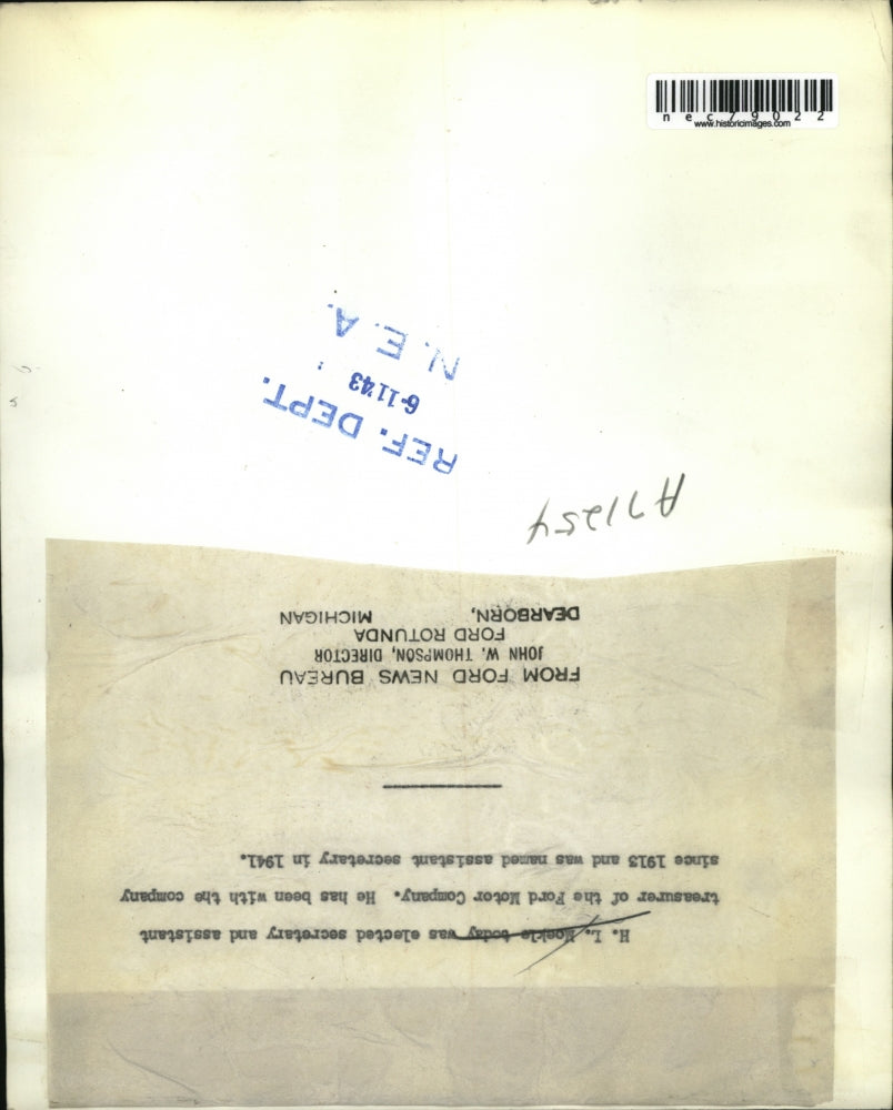 1943 Press Photo HL Moekle sec & asst Treas of Ford Motor Company