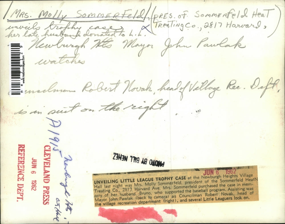 1962 Press Photo Mrs Molly Sommerfeld, Councilman Rbt Novak Heat Treeat Co