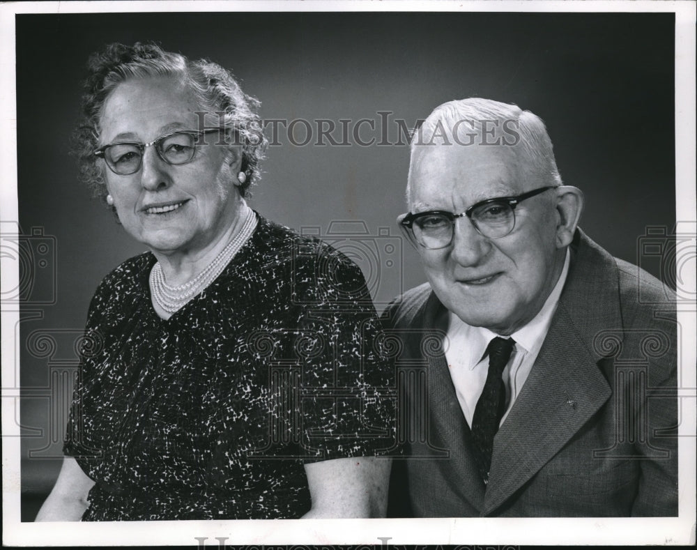 1962 Press Photo Mr & Mrs Charles Coates celebrate Golden anniversary