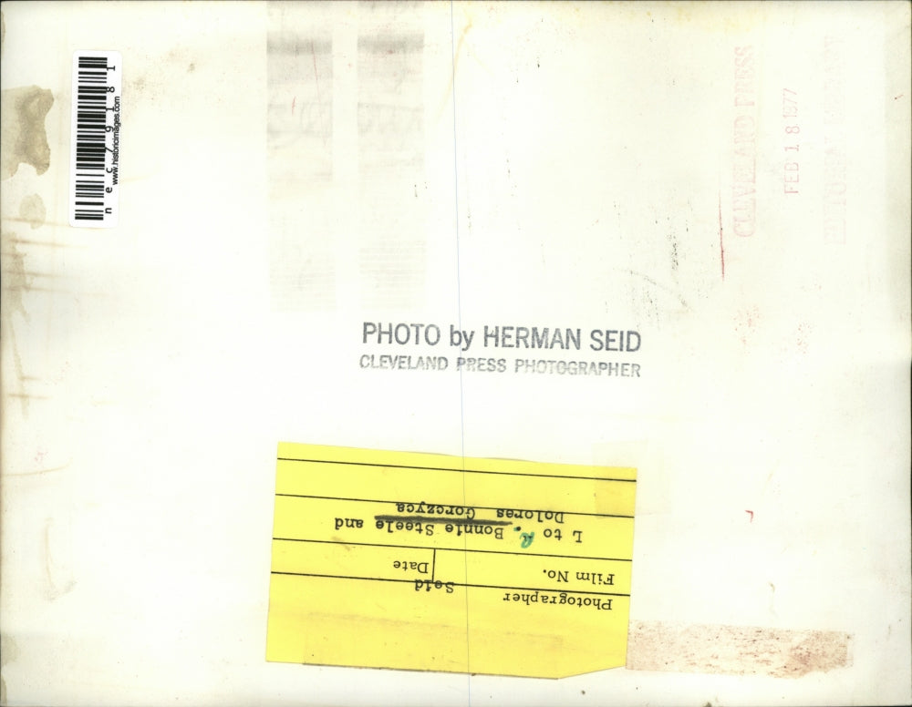 Press Photo Bonnie Steele, Delores Gorczyca