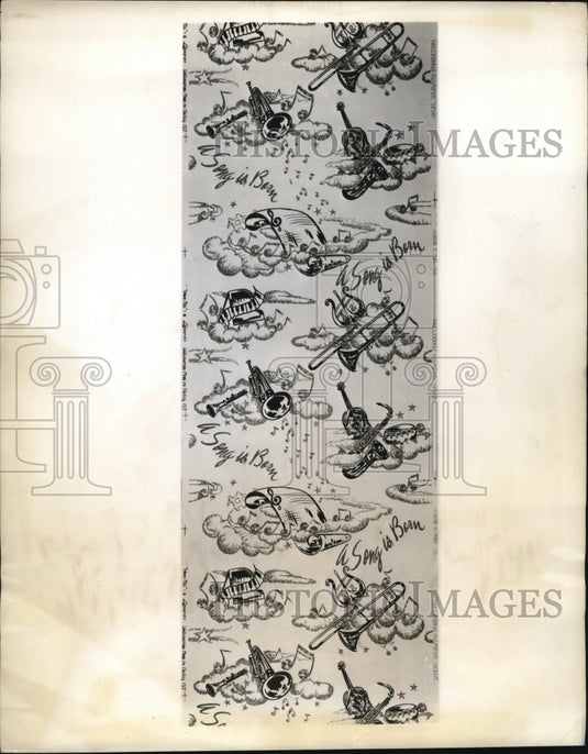 1948 Press Photo First wallpaper made for film promotion by SK Lonegren Inc
