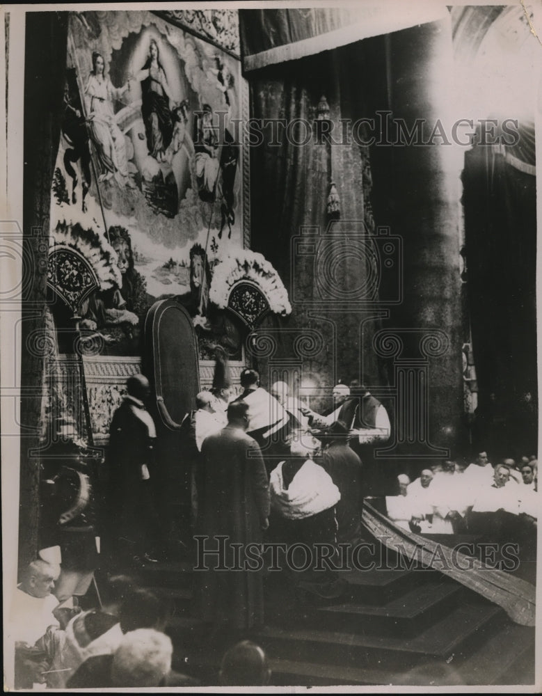 1933 Press Photo St Peters Church, Rome 6 new cardinals created
