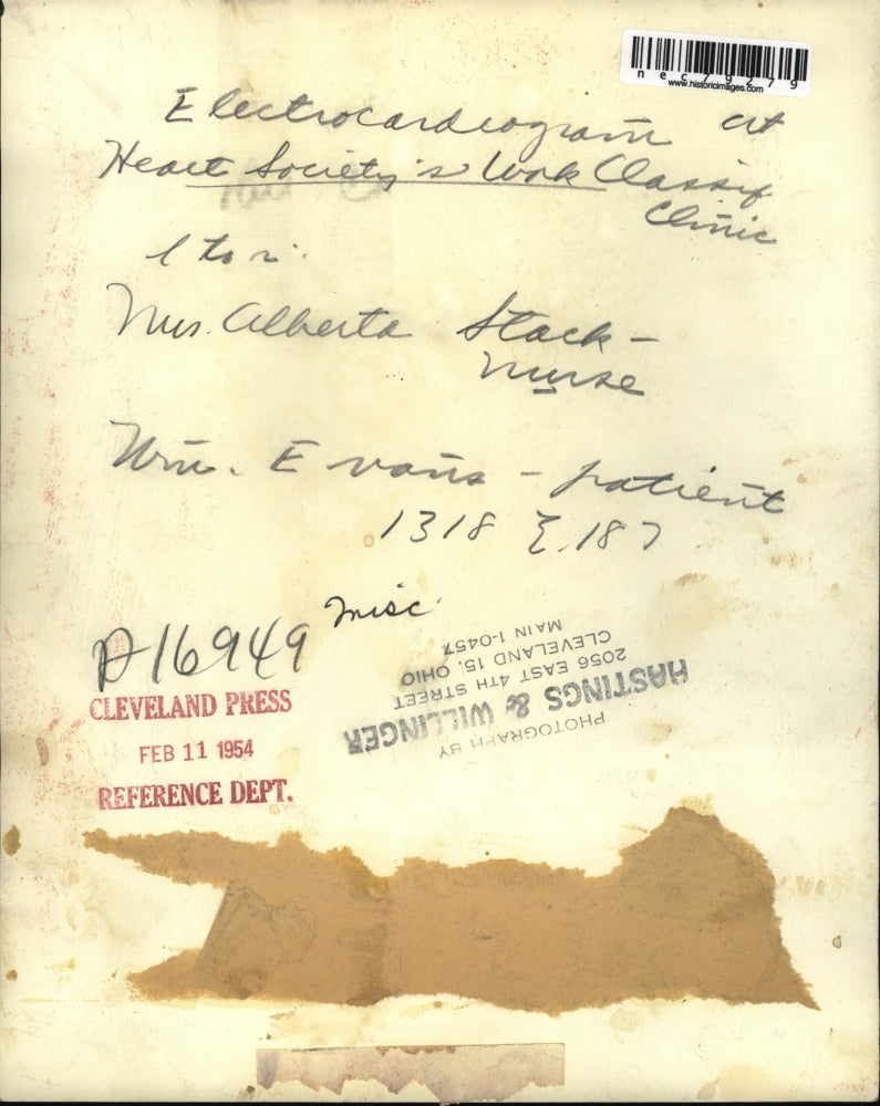 1954 Press Photo ECG test by nurse Alberta Stack for Wm Evans patient