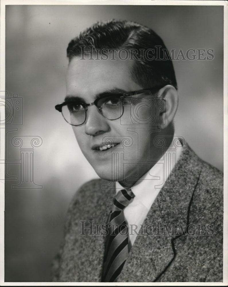 1955 Press Photo LL Shailer of BF Goodrich Company- Historic Images