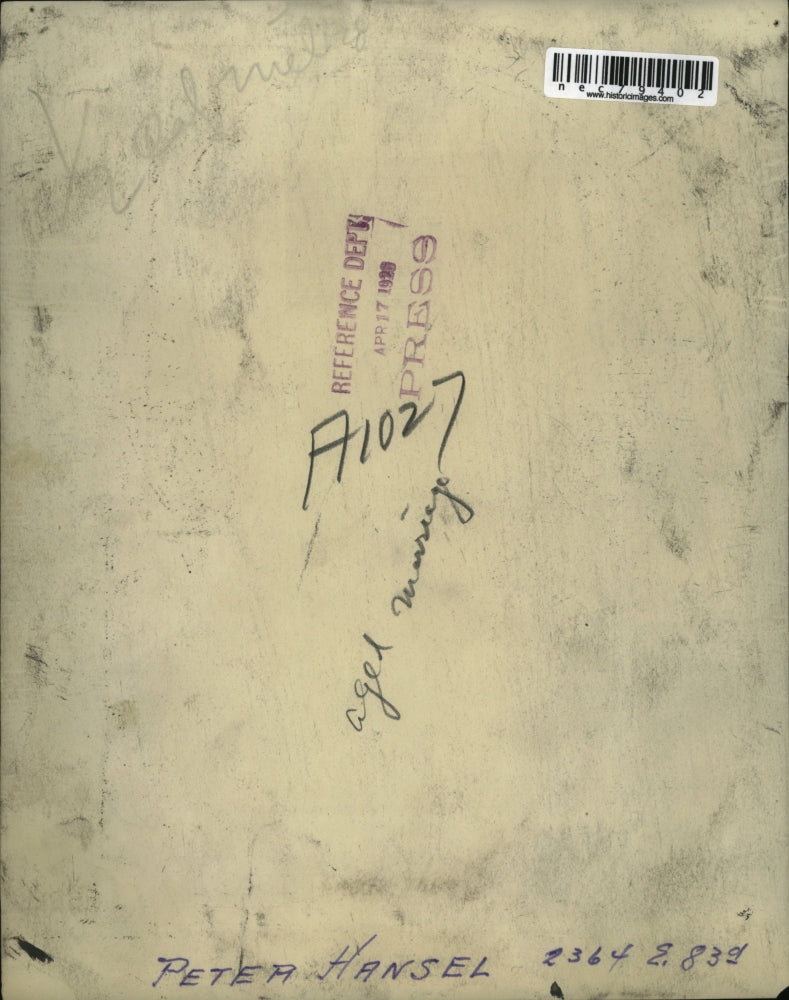 1928 Press Photo Peter Hansel getting married at an advanced age.