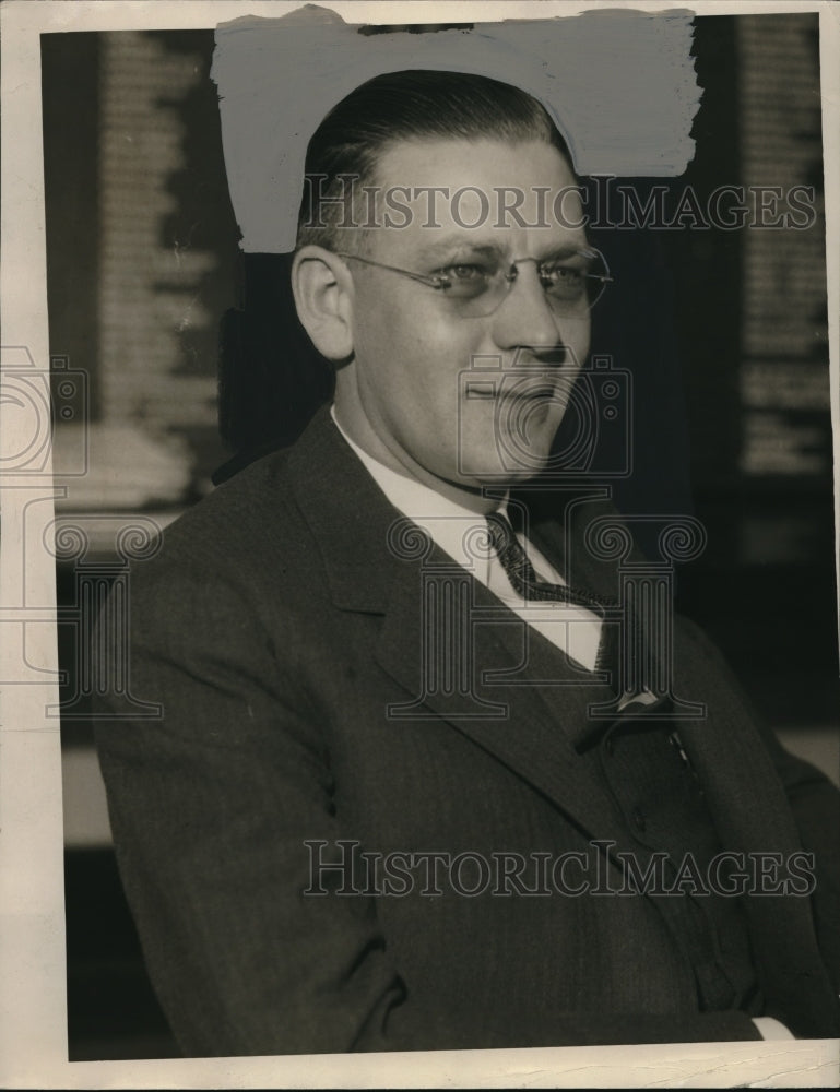 1934 Press Photo RM Campbell new Chevrolet zoine manager