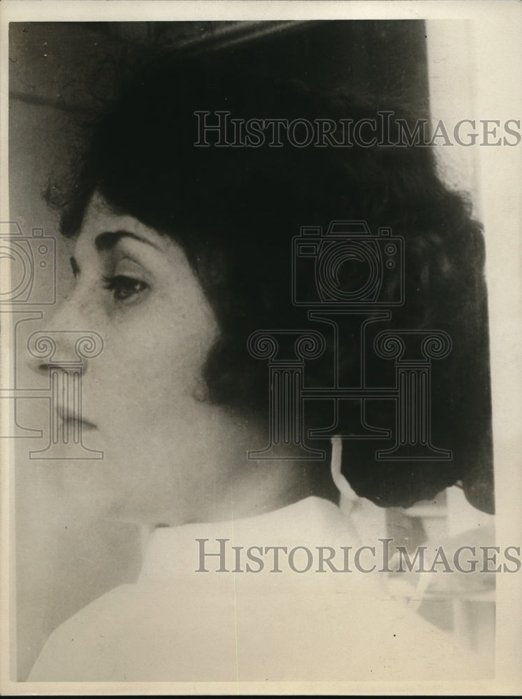 1925 Press Photo Actress Margaret Quimsby before nose operation.