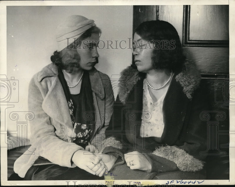 Load image into Gallery viewer, 1934 Press Photo Hazel Terman &amp; Daughter Margery Arrested- Accessories To Murder
