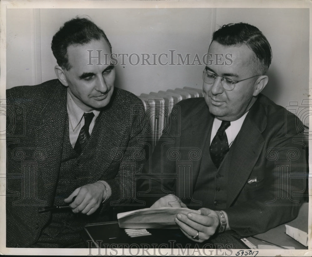 1941 Press Photo Union Leader Michael Widman and Attorney Maurice Sugar
