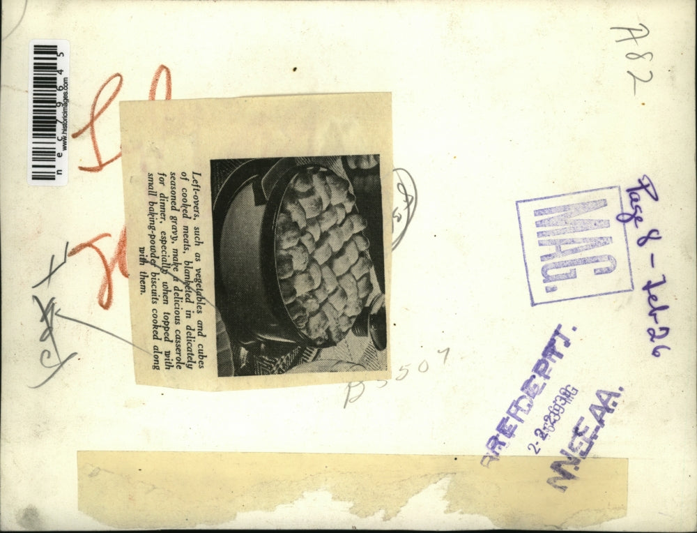 1936 Press Photo Vegetable and Meat cubes seasones with gravy topped with Bread.