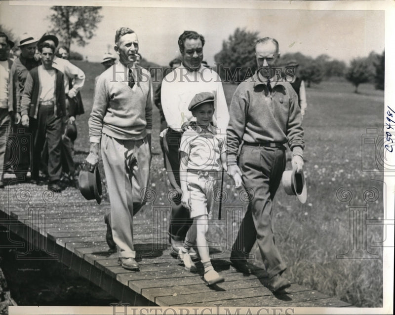 Load image into Gallery viewer, 1939 Press Photo Montague and Jimmy Love play in qualifying rounds of U.S. Open

