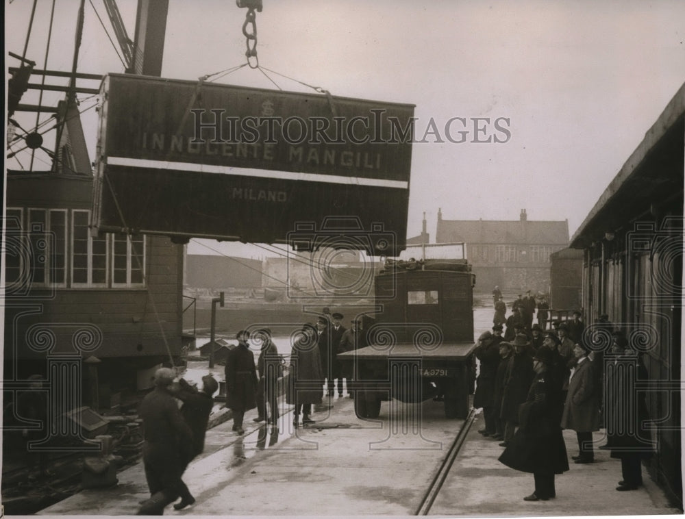 1929 Press Photo Arrival of Italian Treasure ship - nec79734- Historic Images