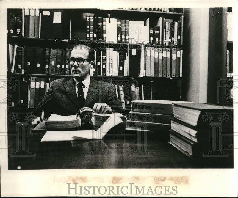 Load image into Gallery viewer, 1962 Press Photo Norman Jensen an American lawyer who speaks Japanese
