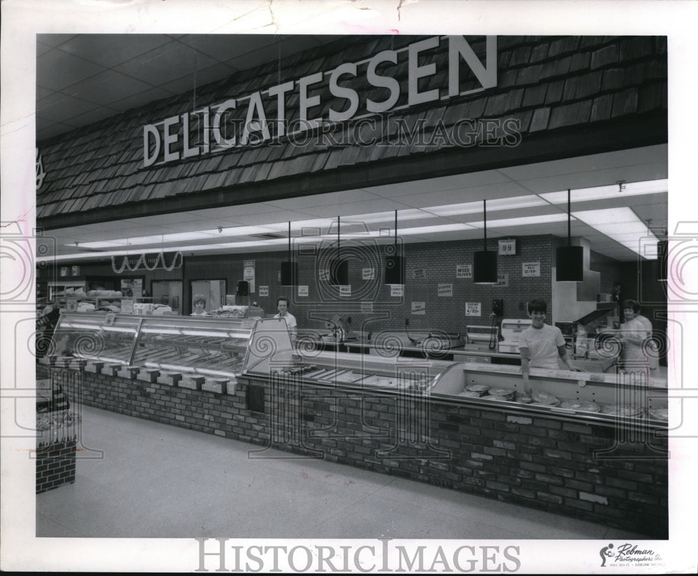 Press Photo Delicathessen Department in a Fisher's Store