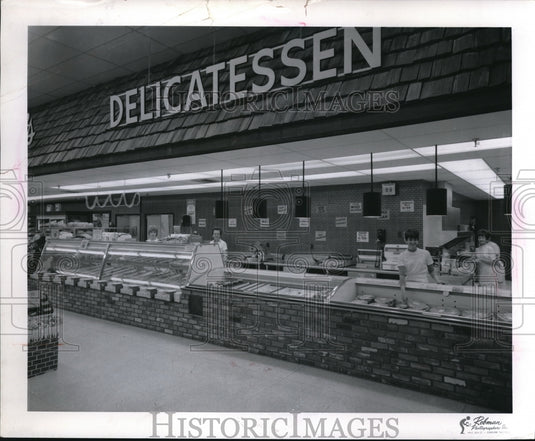 Press Photo Delicathessen Department in a Fisher's Store