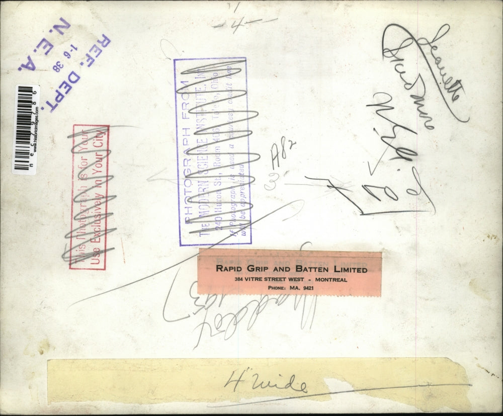 1938 Press Photo Pork and Beans dinner is accompanied by toast and fresh veggies