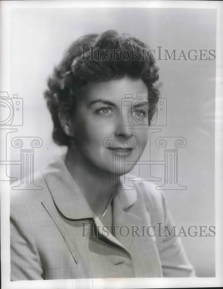 1955 Press Photo Kathy Godfrey with CBS Radio network commentator