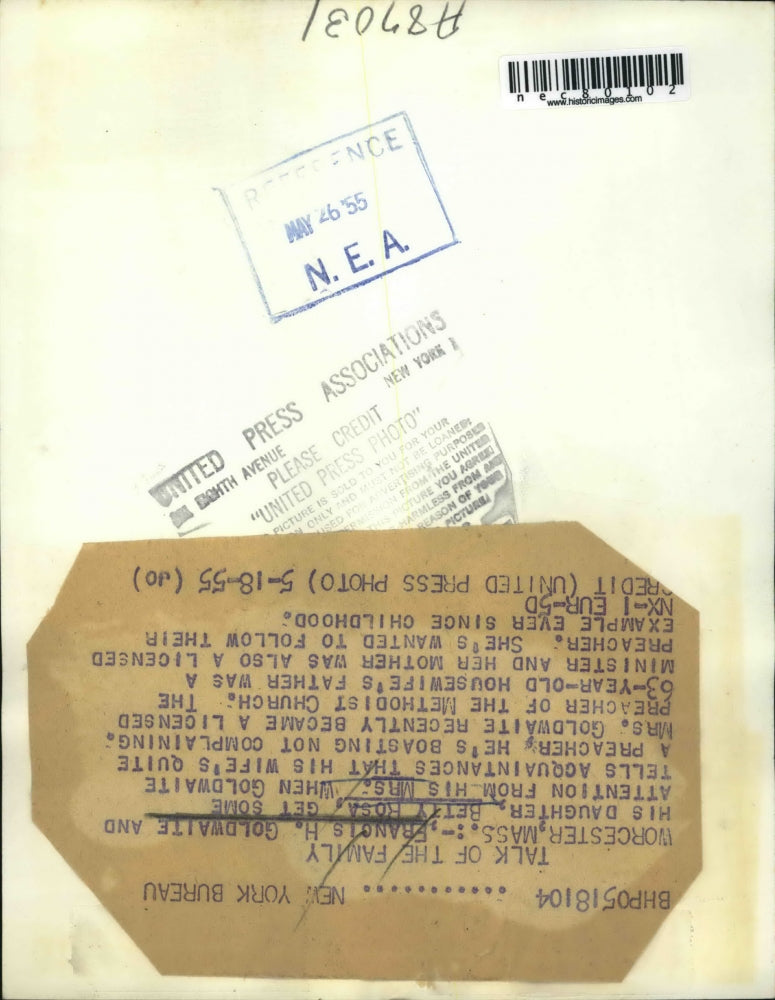 1955 Press Photo Worcester, Mass Francis Goldthwaite & daughter Betta Rosa