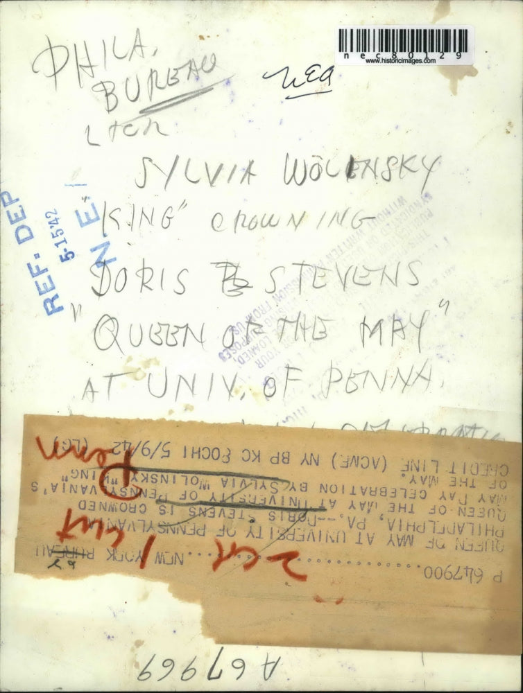 1942 Press Photo Paris Stevens crowned queen of Pennsylvania May Day Celebration