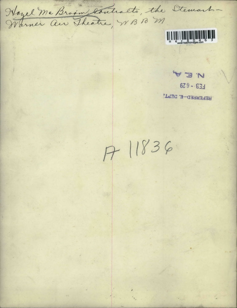 1929 Press Photo Hazel McBroam at Warner Air theater