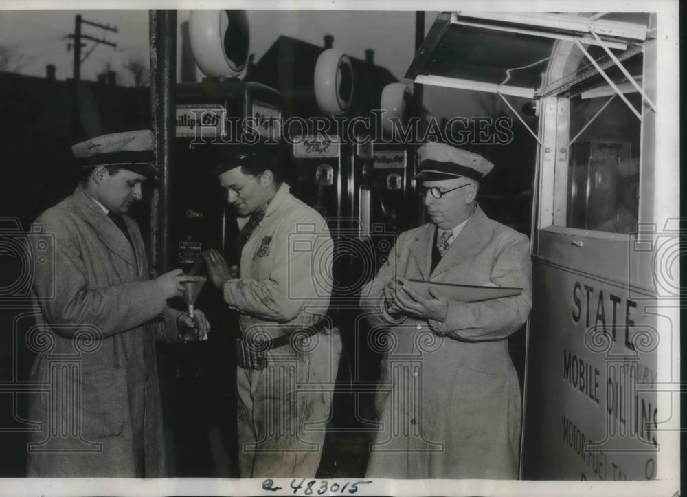 1939 Press Photo Mobile Oil Inspection Laboratory Goes Into Effect