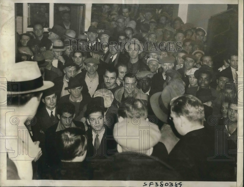 1937 Press Photo Maritime Strike Sit-Down at Relief Agency in San Francisco- Historic Images