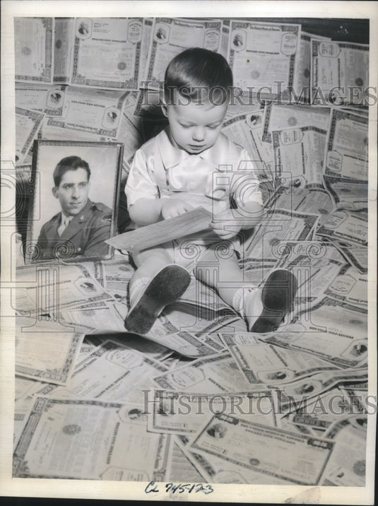 1944 Press Photo Akron Ohio Pfc Edward J Teibel & nephew DD Siddall