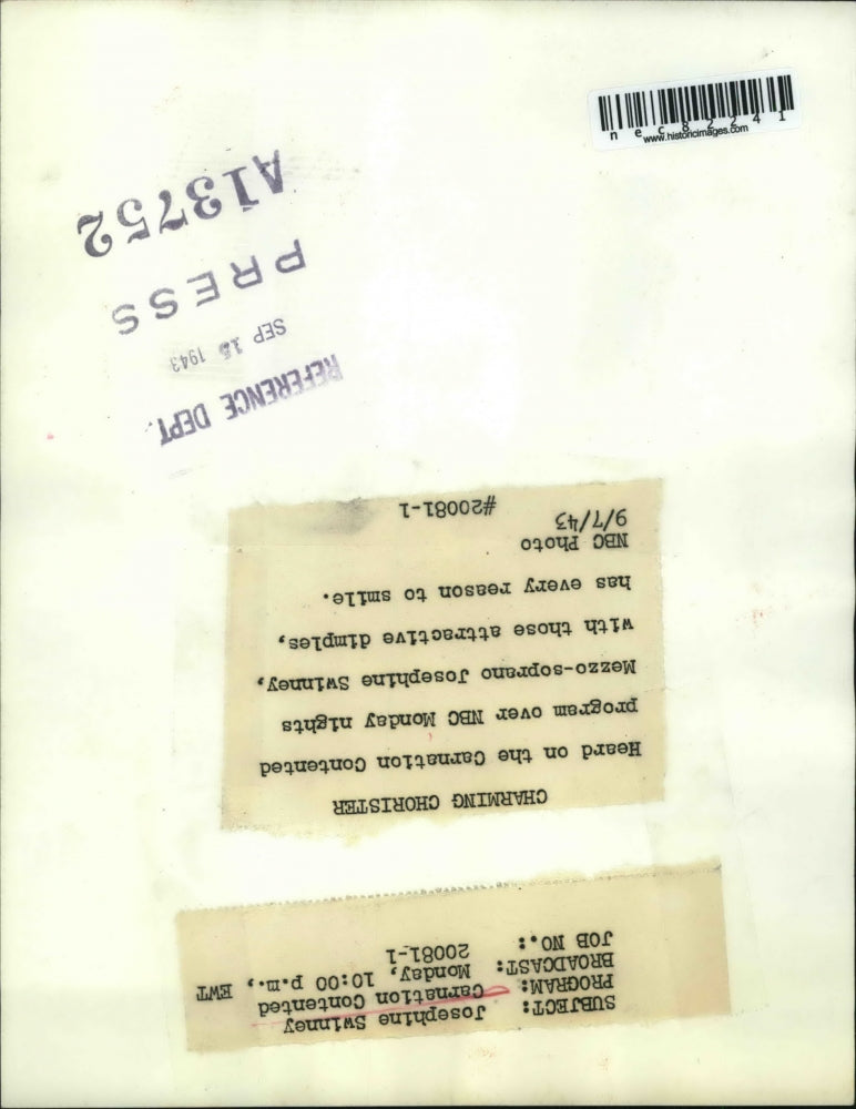 1943 Press Photo Josephine Swinney, Mezzo-soprano on Carnation Contented show