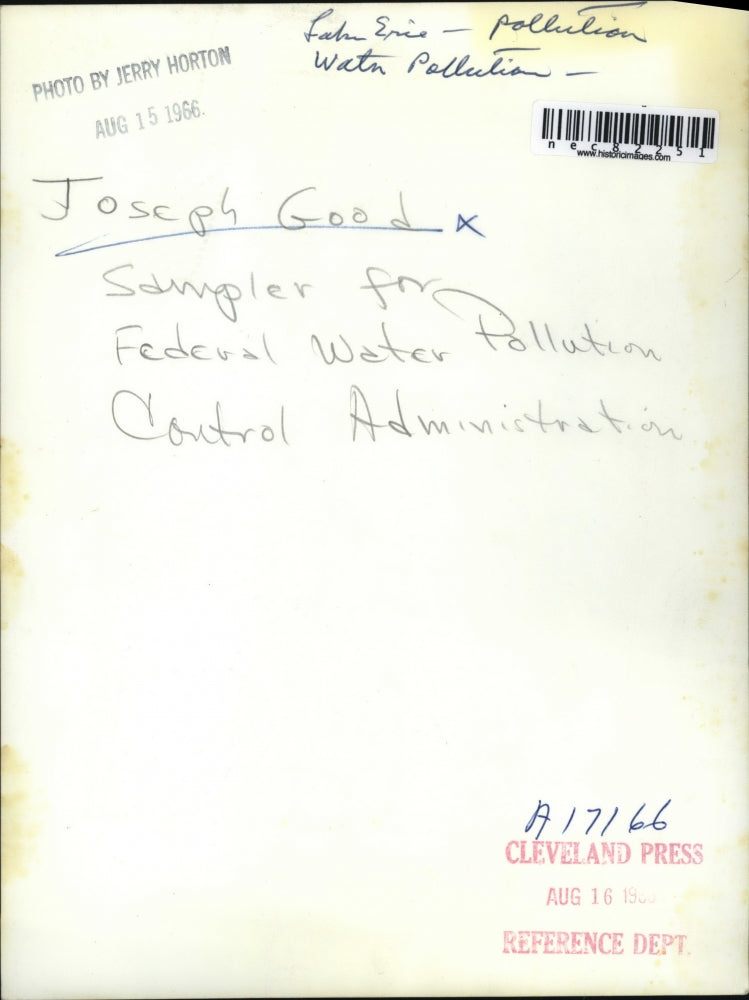 1960 Press Photo Joseph Good checking Lake Erie for pollution