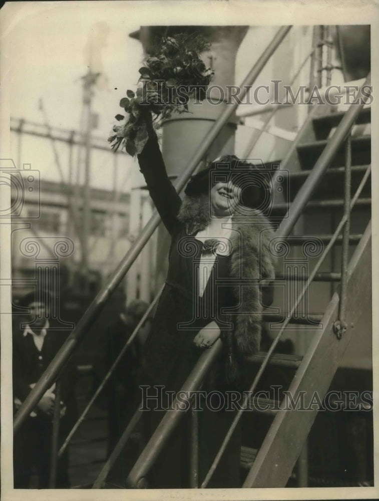 1923 Press Photo Mrs. Fred Zehlman on Cruise With Representatives