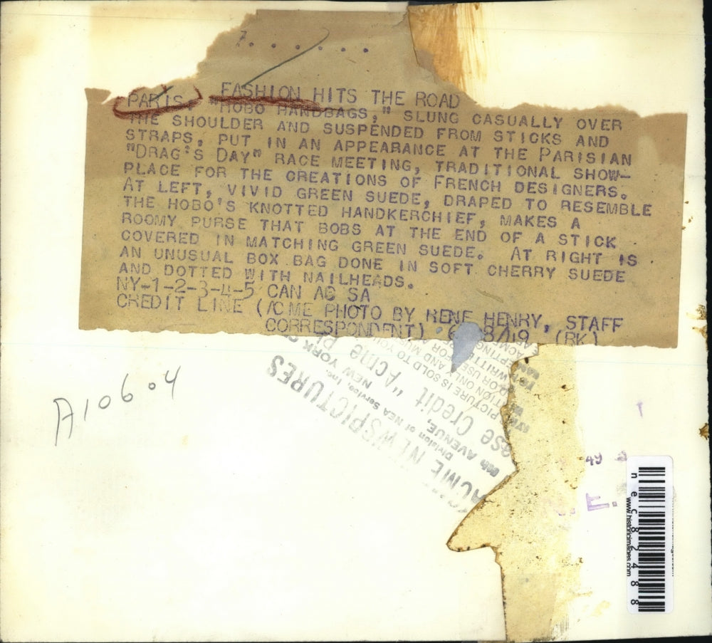 1949 Press Photo Hobo Handbags appear in Parisian Drag's Day race in Paris