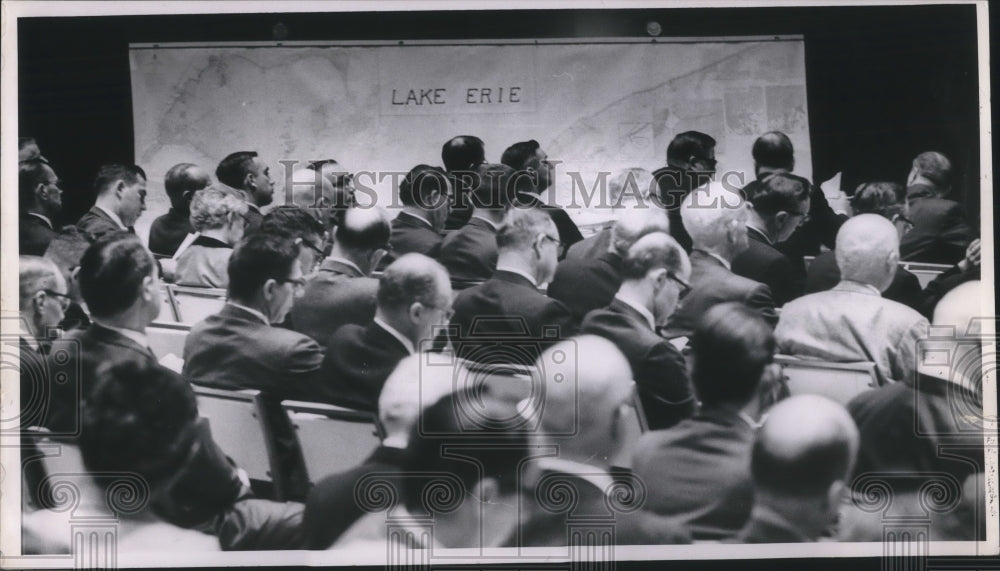 1966 Press Photo People in attendance at a Public Hearing on Water Quality