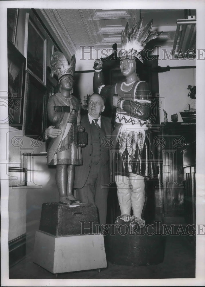 Load image into Gallery viewer, 1954 Press Photo Charles Fieldhouse of Elkhart, Indiana
