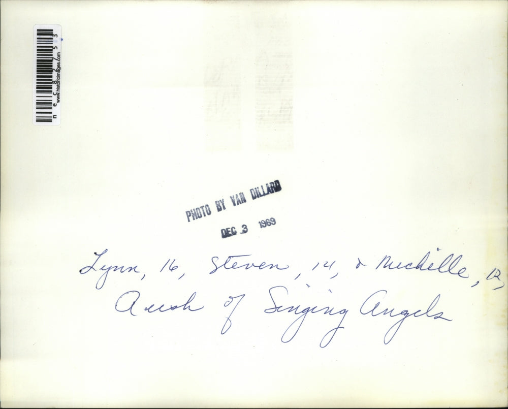 1969 Press Photo Lynn, Steven and Michell, Rush of Singing Angels